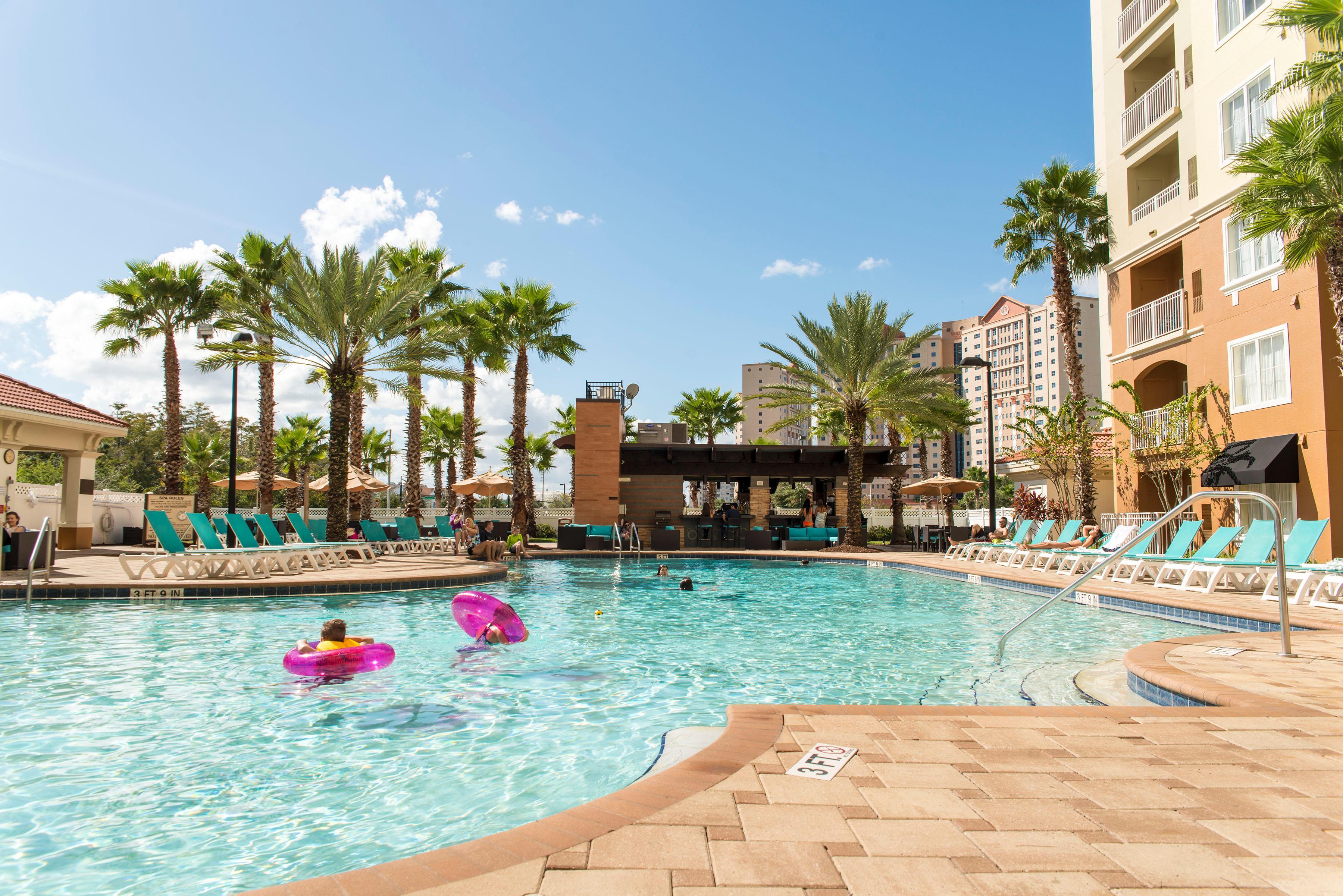 The Point Hotel & Suites Universal Орландо Екстериор снимка