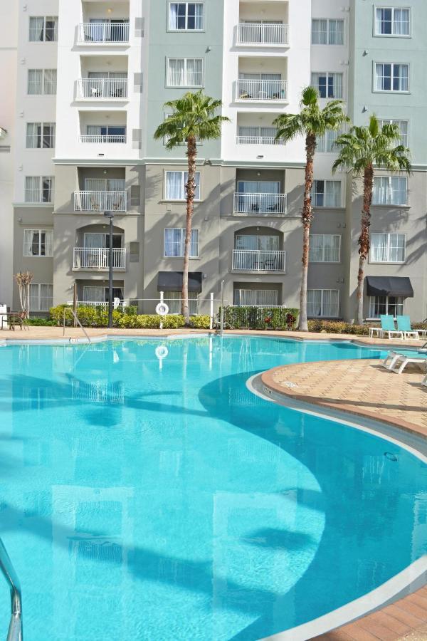 The Point Hotel & Suites Universal Орландо Екстериор снимка