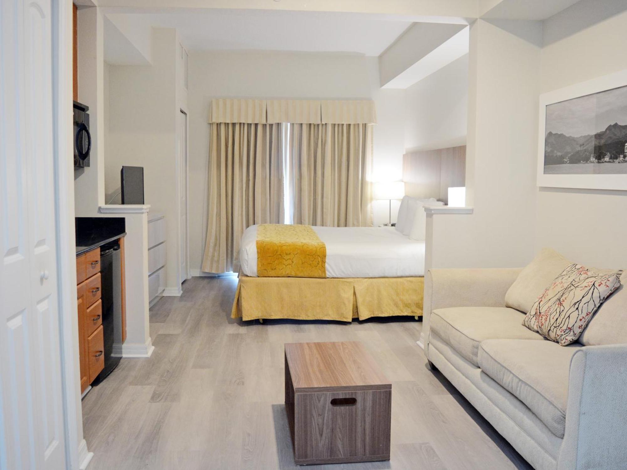 The Point Hotel & Suites Universal Орландо Екстериор снимка
